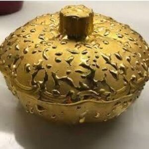 Vintage Pumpkin 22 karat Gold weeping Lidded Candy Dish 6 inches